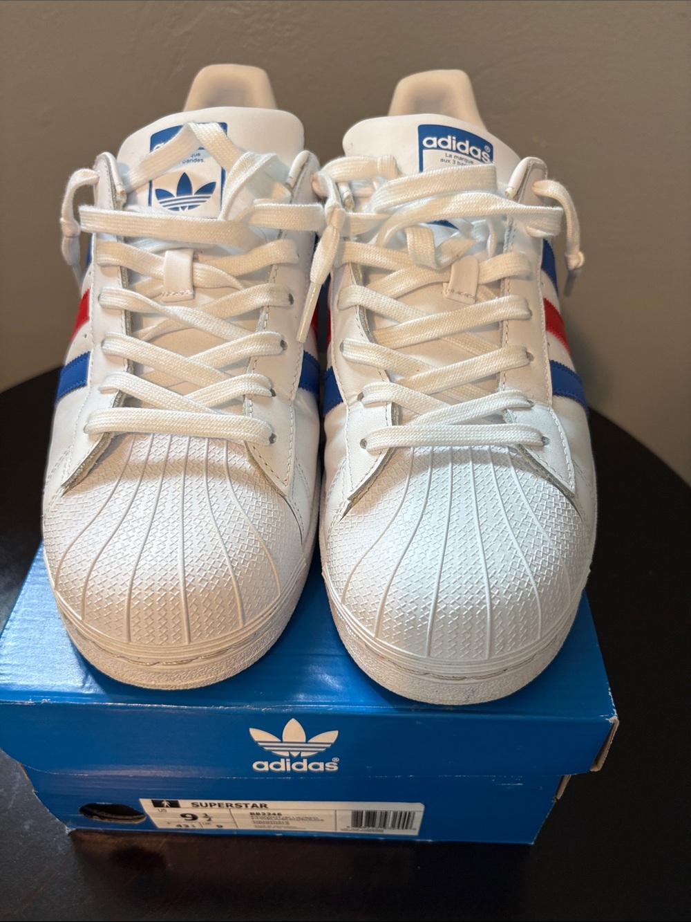 NWT Men's Adidas White Athletic Sneakers with Blue & Red Stripes - Size 9.5